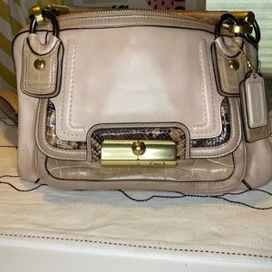 GORGEOUS COACH BAG - like new!!